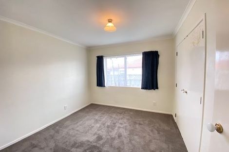 Photo of property in 6 Palmcrest Grove, Highland Park, Auckland, 2010