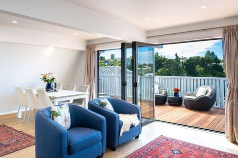 Photo of property in 6 Fitzroy Road, Bluff Hill, Napier, 4110