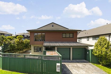 Photo of property in 76 Cortina Avenue, Johnsonville, Wellington, 6037