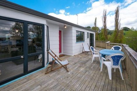 Photo of property in 1/6 Altair Place, Windsor Park, Auckland, 0632