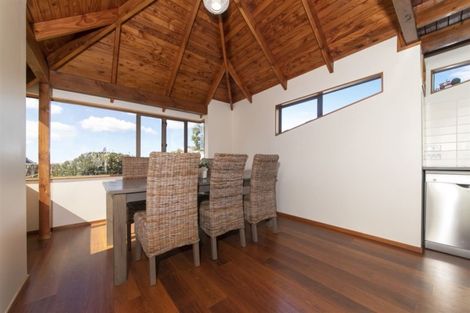 Photo of property in 57 Marellen Drive, Red Beach, 0932