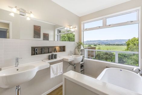 Photo of property in 66 Tasman Road, Otaki Beach, Otaki, 5512