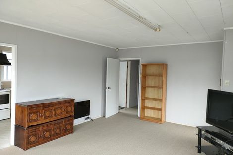 Photo of property in 156 Sunnynook Road, Sunnynook, Auckland, 0620