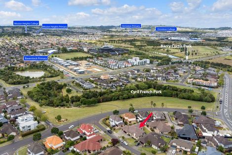 Photo of property in 43 Speyside Crescent, Flat Bush, Auckland, 2016