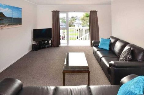 Photo of property in 64 Barbados Drive, Unsworth Heights, Auckland, 0632