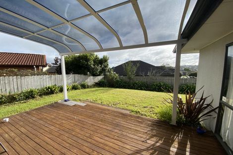 Photo of property in 18 Arlose Place, Westgate, Auckland, 0614