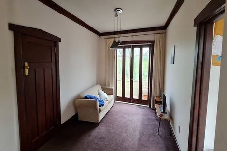 Photo of property in 5 Lewisville Terrace, Thorndon, Wellington, 6011