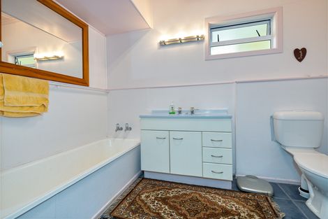 Photo of property in 300 Kakepuku Road, Pokuru, Te Awamutu, 3873