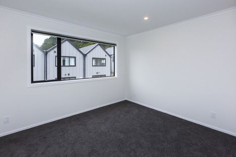 Photo of property in 9 Betty Boyes Street, Wallaceville, Upper Hutt, 5018