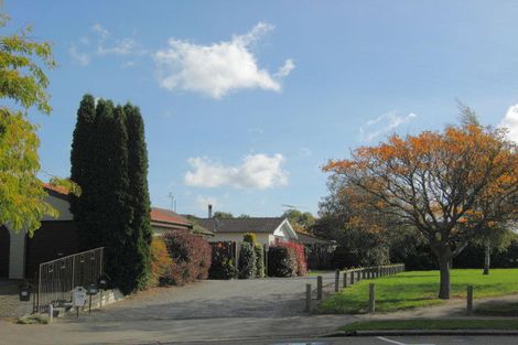 Photo of property in 17b Dalrye Place, Ilam, Christchurch, 8041