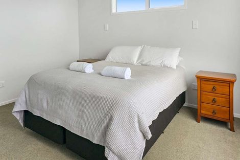 Photo of property in 24 Rawinia Place, Te Kaha, 3199