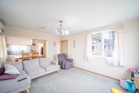 Photo of property in 28 Brightwell Street, Papakura, 2110