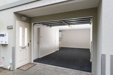 Photo of property in 12b Glenmore Street, Thorndon, Wellington, 6011