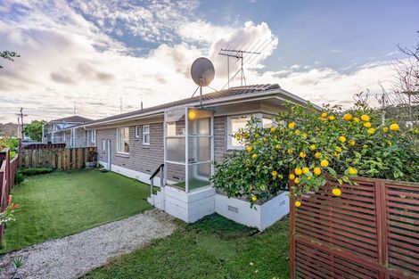 Photo of property in 1/771 Beach Road, Browns Bay, Auckland, 0630
