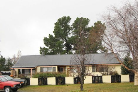 Photo of property in 17 Linrosa Place, Cromwell, 9310