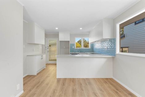 Photo of property in 76 Salamanca Road, Sunnynook, Auckland, 0620