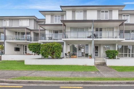 Photo of property in 5/32 Opito Way, East Tamaki, Auckland, 2013