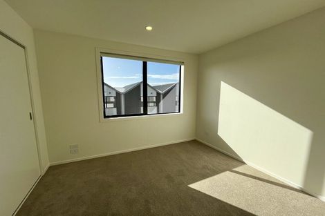 Photo of property in 12/21 Makomako Drive, Orewa, 0931