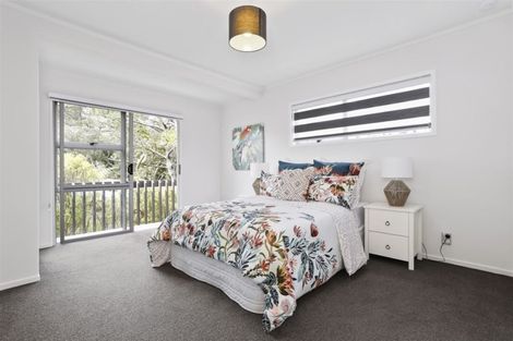 Photo of property in 21 Fairmount Road, Titirangi, Auckland, 0604