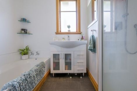 Photo of property in 10 Read Street, Levin, 5510