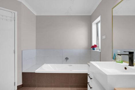 Photo of property in 6 Alford Place, Huntington, Hamilton, 3210