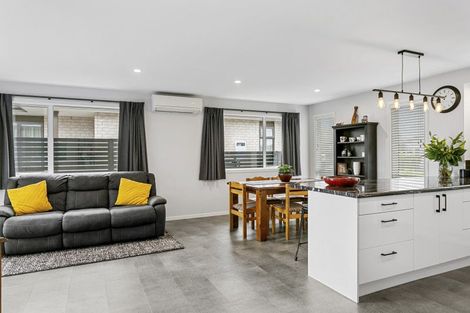 Photo of property in 27 Noumea Drive, Rangatira Park, Taupo, 3330