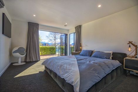 Photo of property in 156 Upton Street, Wanaka, 9305