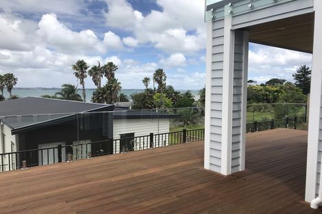 Photo of property in 10 Gunn Way, Hobsonville, Auckland, 0616