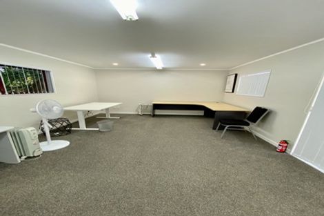 Photo of property in 299 Hobsonville Road, Hobsonville, Auckland, 0618