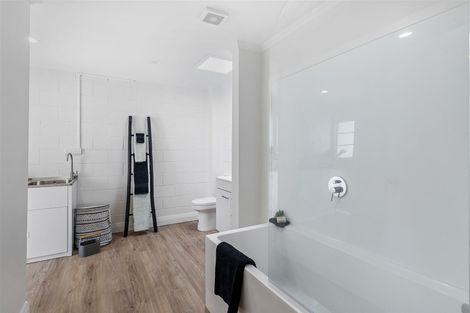 Photo of property in 131 Bath Street, Levin, 5510