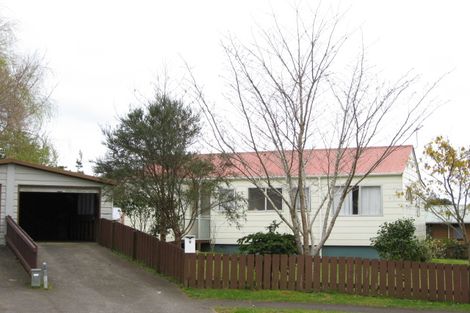 Photo of property in 6 Elgin Grove, Merrilands, New Plymouth, 4312