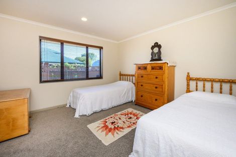 Photo of property in 48 Clearview Drive, Milson, Palmerston North, 4414