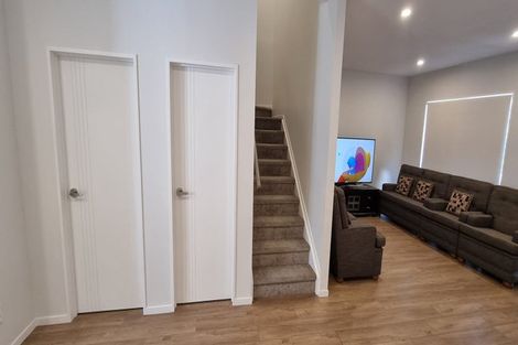 Photo of property in 19 Kaimai Avenue, Massey, Auckland, 0614