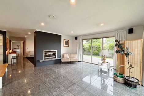 Photo of property in 68 Coolspring Way, Redwood, Christchurch, 8051