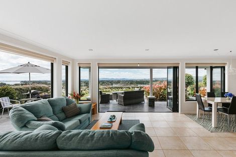 Photo of property in 20 Holyoake Terrace, Omokoroa, 3114