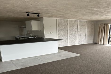 Photo of property in 20 Widmore Drive, Massey, Auckland, 0614