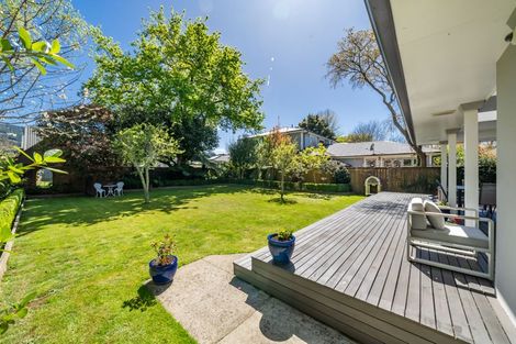 Photo of property in 355 Fergusson Drive, Heretaunga, Upper Hutt, 5018