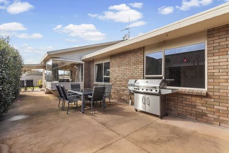 Photo of property in 53 Endeavour Avenue, Flagstaff, Hamilton, 3210