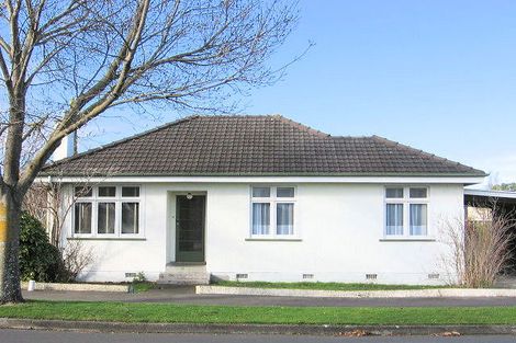 Photo of property in 1 Montgomery Terrace, Hokowhitu, Palmerston North, 4410