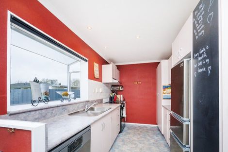 Photo of property in 17 Saturn Crescent, Milson, Palmerston North, 4414