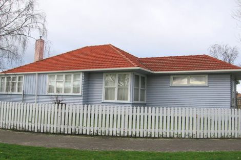 Photo of property in 15 Tweed Street, Roslyn, Palmerston North, 4414