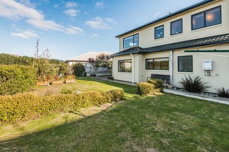 Photo of property in 53 Te Puia Drive, Aotea, Porirua, 5024
