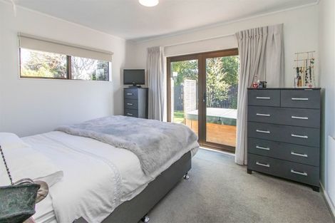 Photo of property in 22 Tawari Street, Inglewood, 4330