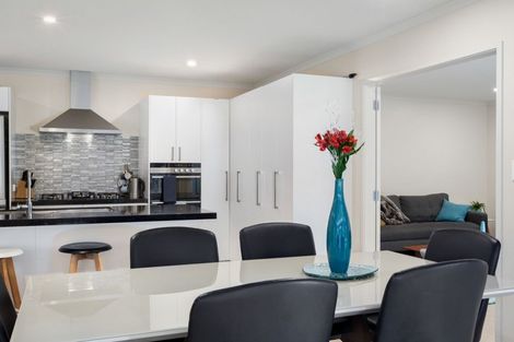 Photo of property in 2 Gleneagles Drive, Aongatete, Katikati, 3178