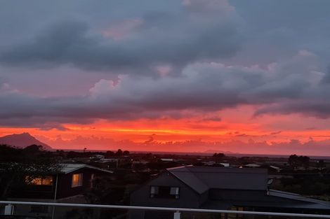 Photo of property in 16 Seaview Road, Ruakaka, 0116