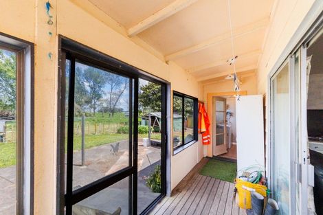 Photo of property in 138-142 Walkers Road, Longburn, Palmerston North, 4477