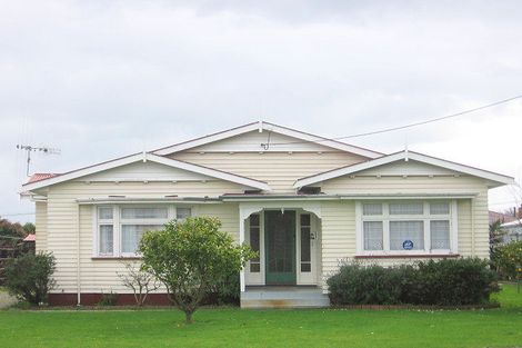 Photo of property in 6 Saxton Street, Levin, 5510