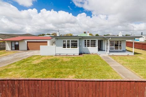 Photo of property in 4 Rata Street, Roslyn, Palmerston North, 4414