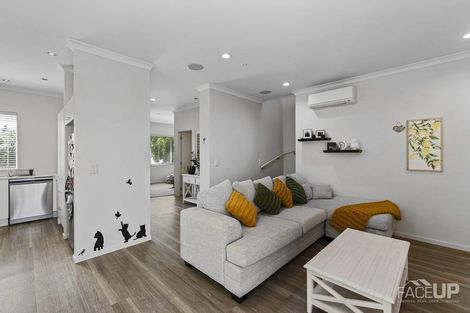 Photo of property in 10 Toheroa Street, Hobsonville, Auckland, 0616