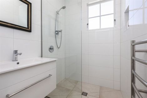 Photo of property in 34 Beverley Street, St Albans, Christchurch, 8014